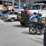 Augmentation des prix du carburant en Haïti: le gouvernement entre l’enclume et le marteau