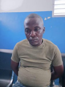 Arrestation d’un Haïtien impliqué dans des échanges de drogues contre armes à feu avec des Dominicains