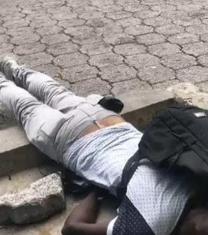Un journaliste tué à l'intérieur du commissariat de Delmas 33