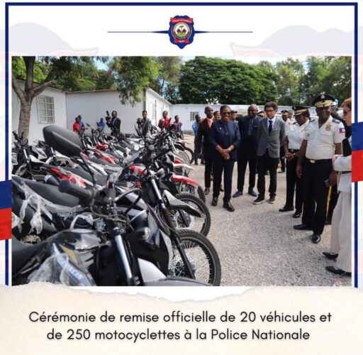 Le PNUD, l’ONUDC, les États-Unis, le Canada, l’Italie, le Japon, l’Allemagne et l’Union Européenne se joignent pour octoyer 20 véhicules et 250 motocyclettes à la Police Nationale d'Haïti