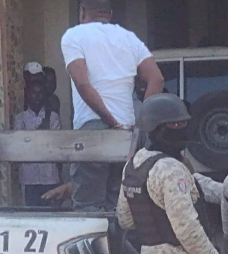 Un autre militant politique arrêté aux Cayes