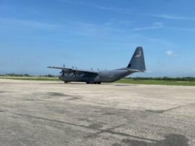 Voici pourquoi un avion de l’Armée américaine a atterri à l’aéroport international Toussaint Louverture