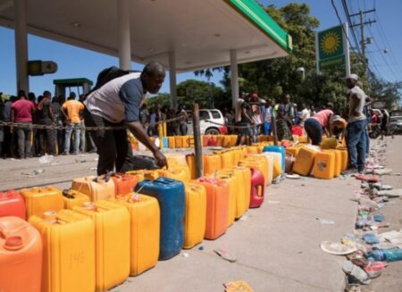 Interdiction de vendre des produits pétroliers dans les rues de Port-au-Prince